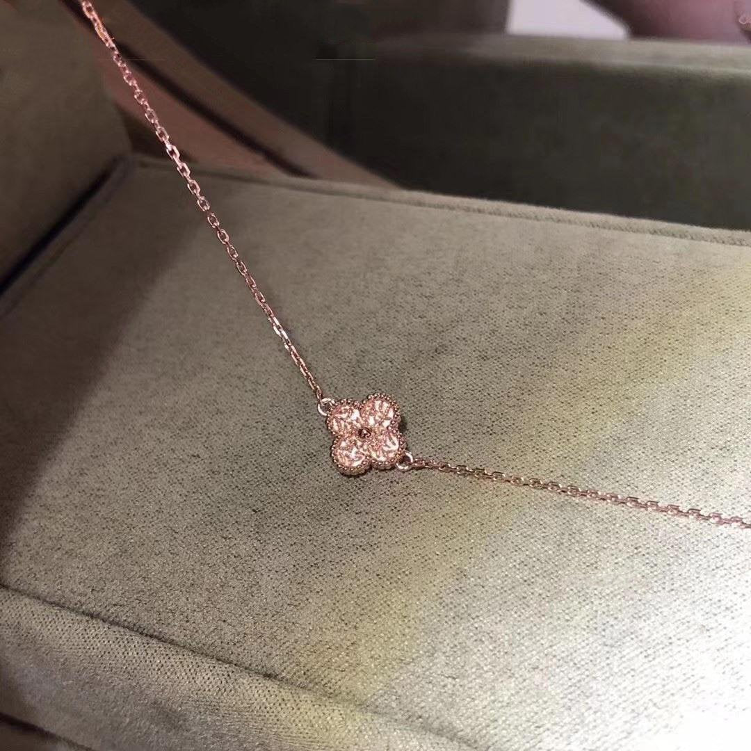 [Cyra]  CLOVER SINGLE FLOWER BRACELET