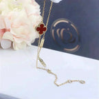 [Cyra]  CLOVER  CARNELIAN SINGLE FLOWER BRACELET
