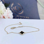 [Cyra]  CLOVER ONYX SINGLE FLOWER BRACELET