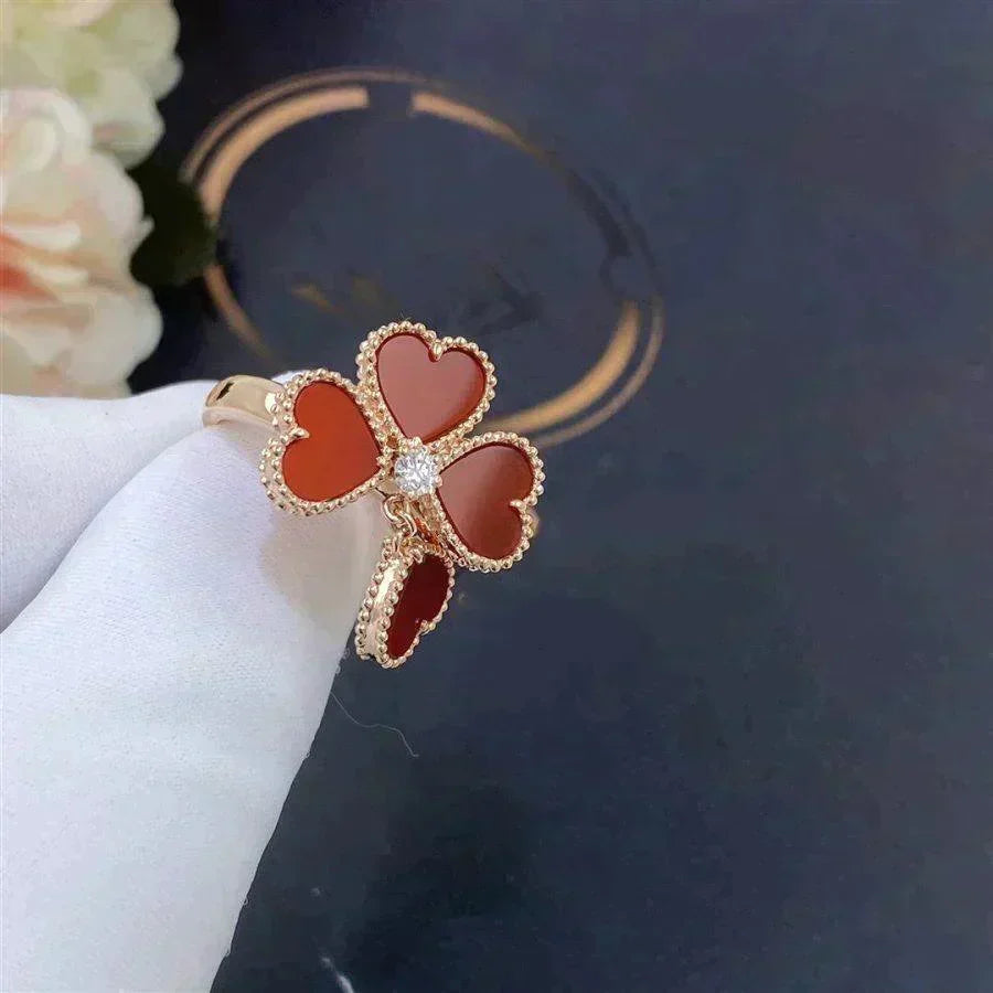[Cyra]  SWEET CLOVER CARNELIAN RING