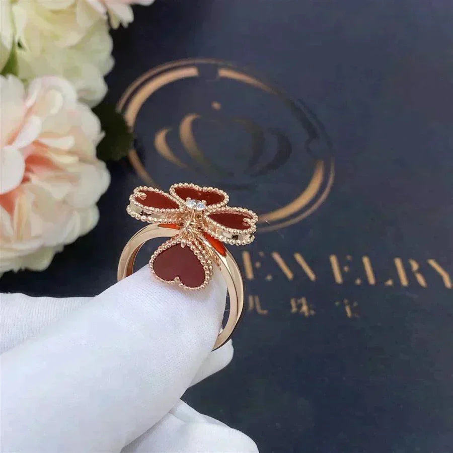 [Cyra]  SWEET CLOVER CARNELIAN RING
