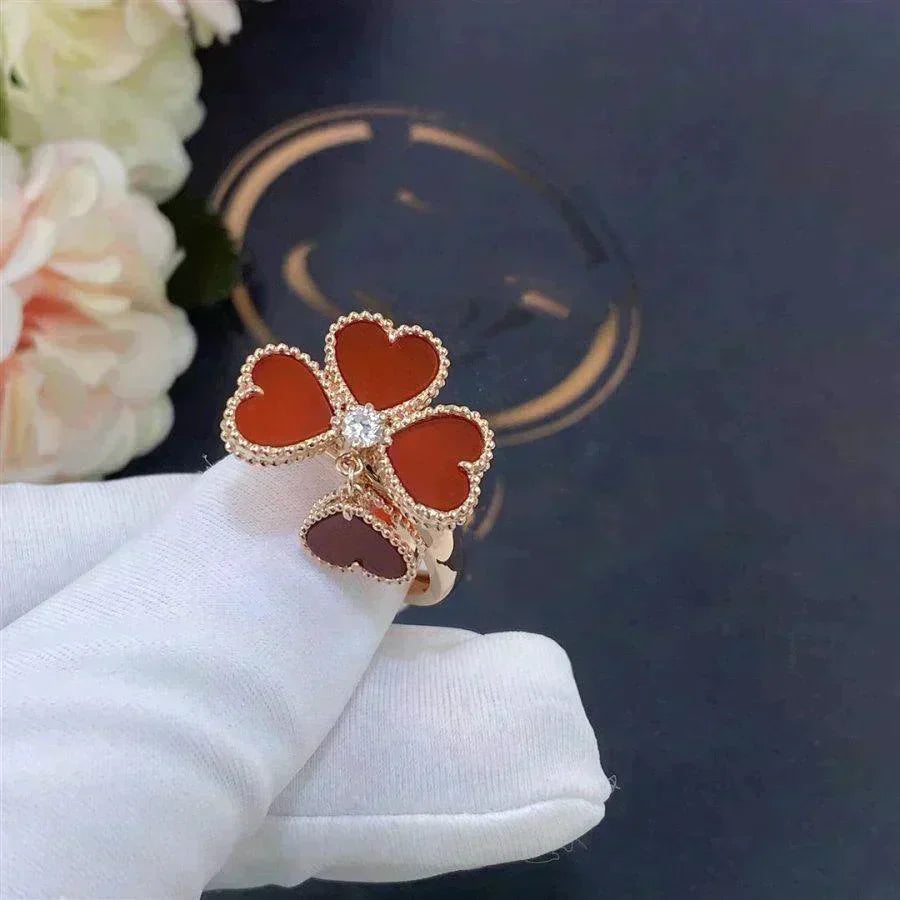 [Cyra]  SWEET CLOVER CARNELIAN RING