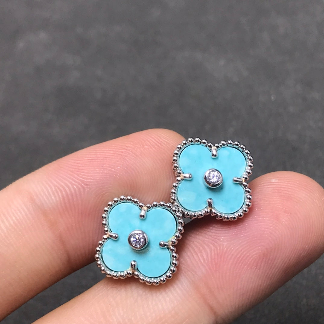 [Cyra]  CLOVER 1 DIAMOND BLUE SKY SILVER EARRINGS