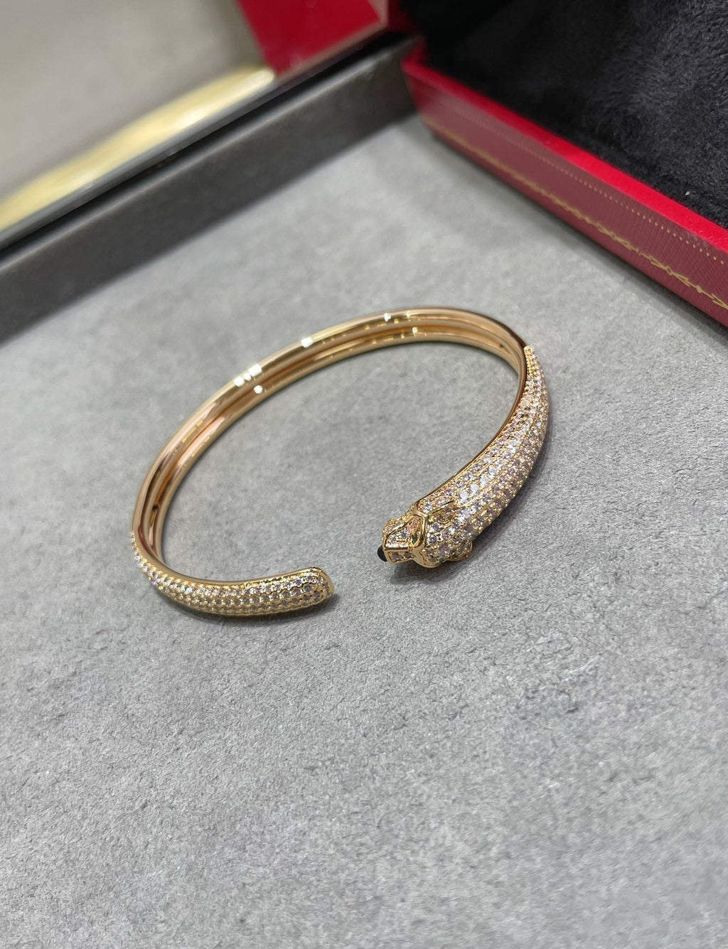 [Cyra]  PANTHERE FULL DIAMOND OPEN BRACELET