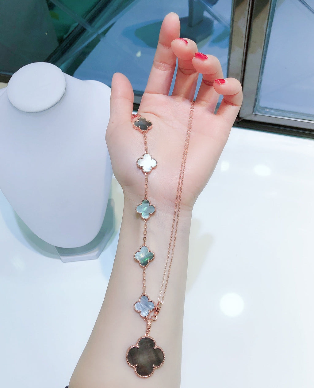 [Cyra]  COMBINED BRACELET 5 MOTIFS AND NECKLACE DARK MOP ROSE GOLD
