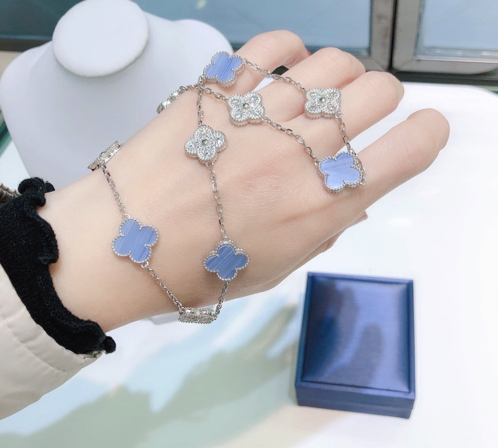 [Cyra] クローバー10モチーフ カルセドニー ダイヤモンド シルバーネックレス